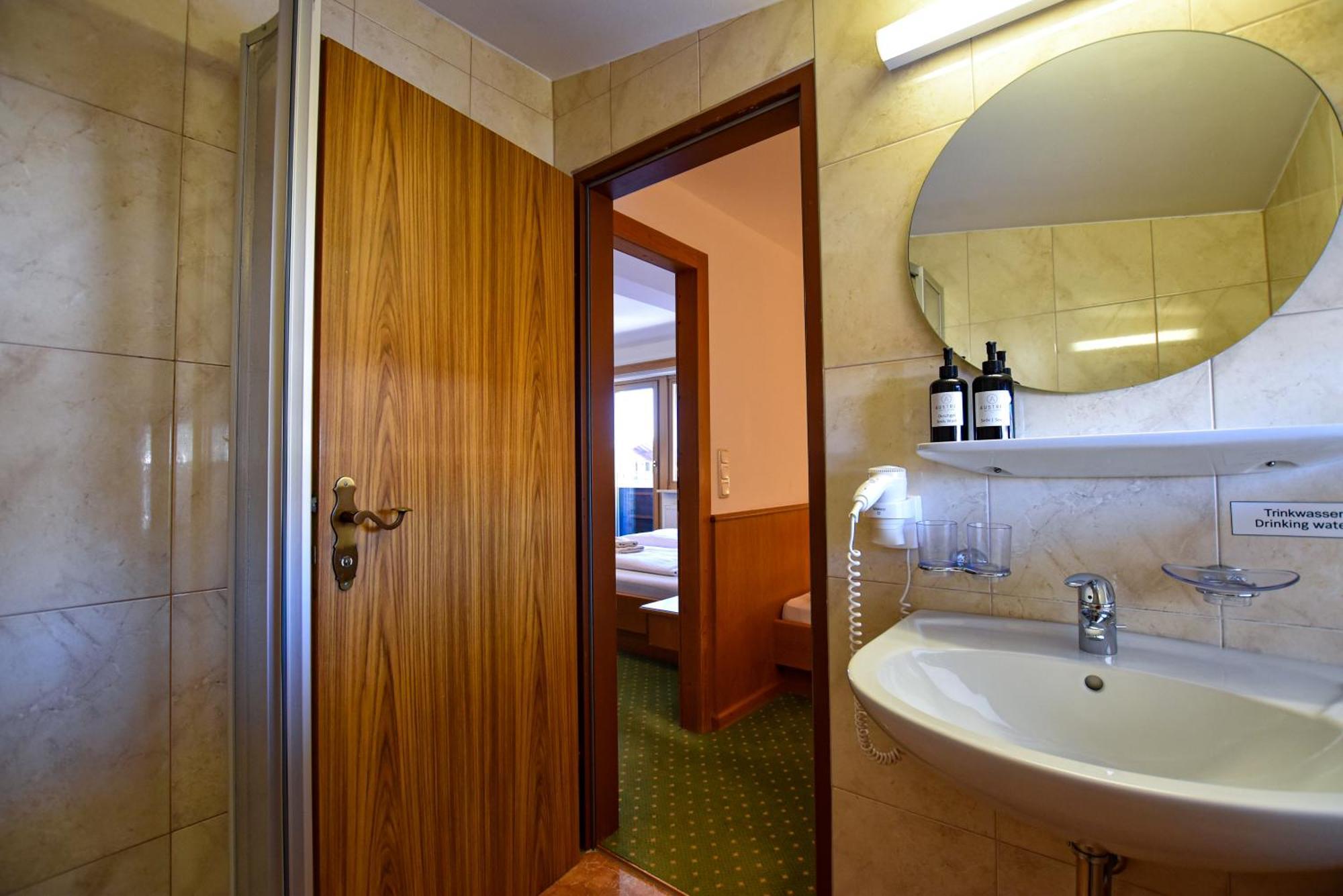 Hotel-Garni Austria Вестендорф Экстерьер фото
