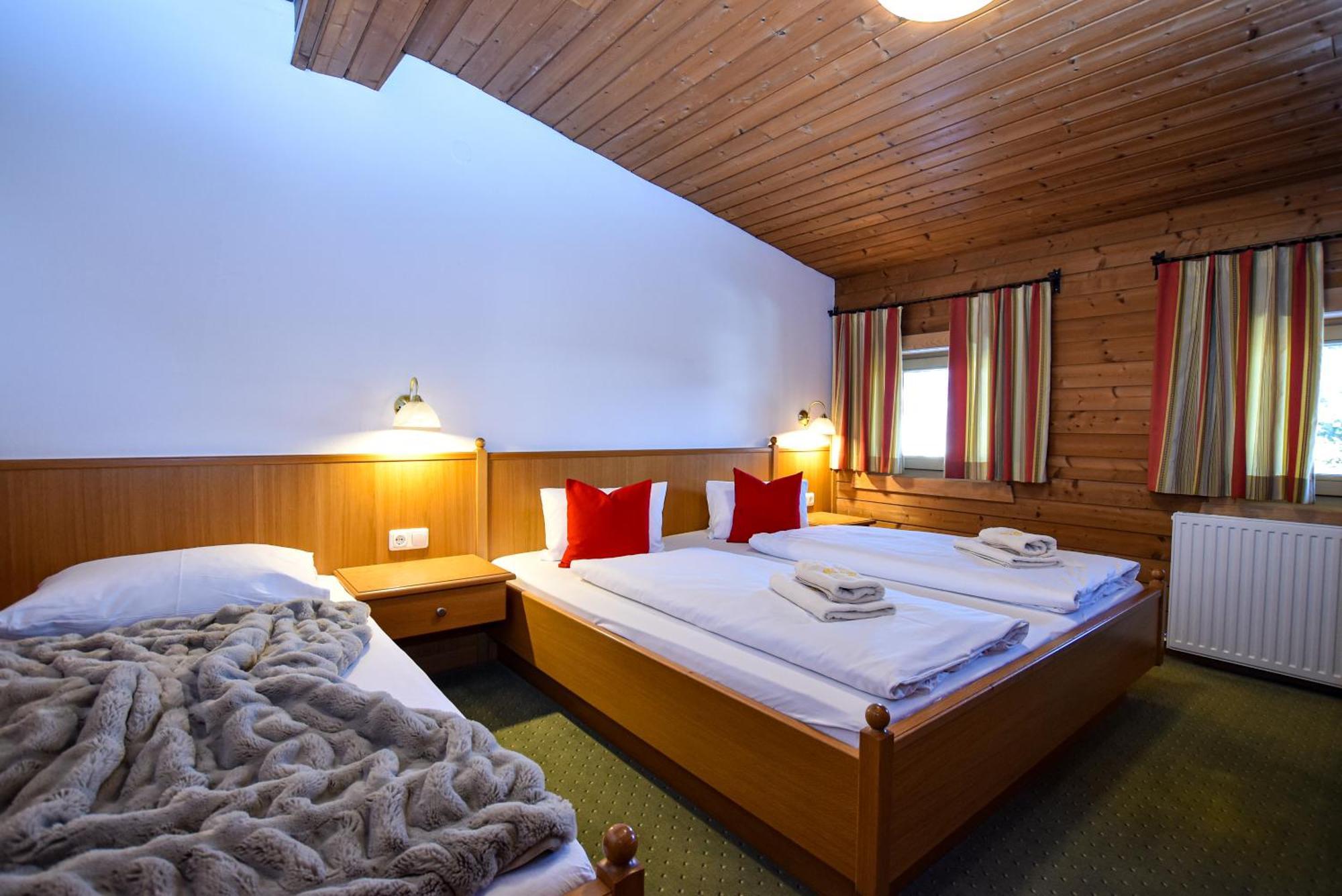 Hotel-Garni Austria Вестендорф Экстерьер фото