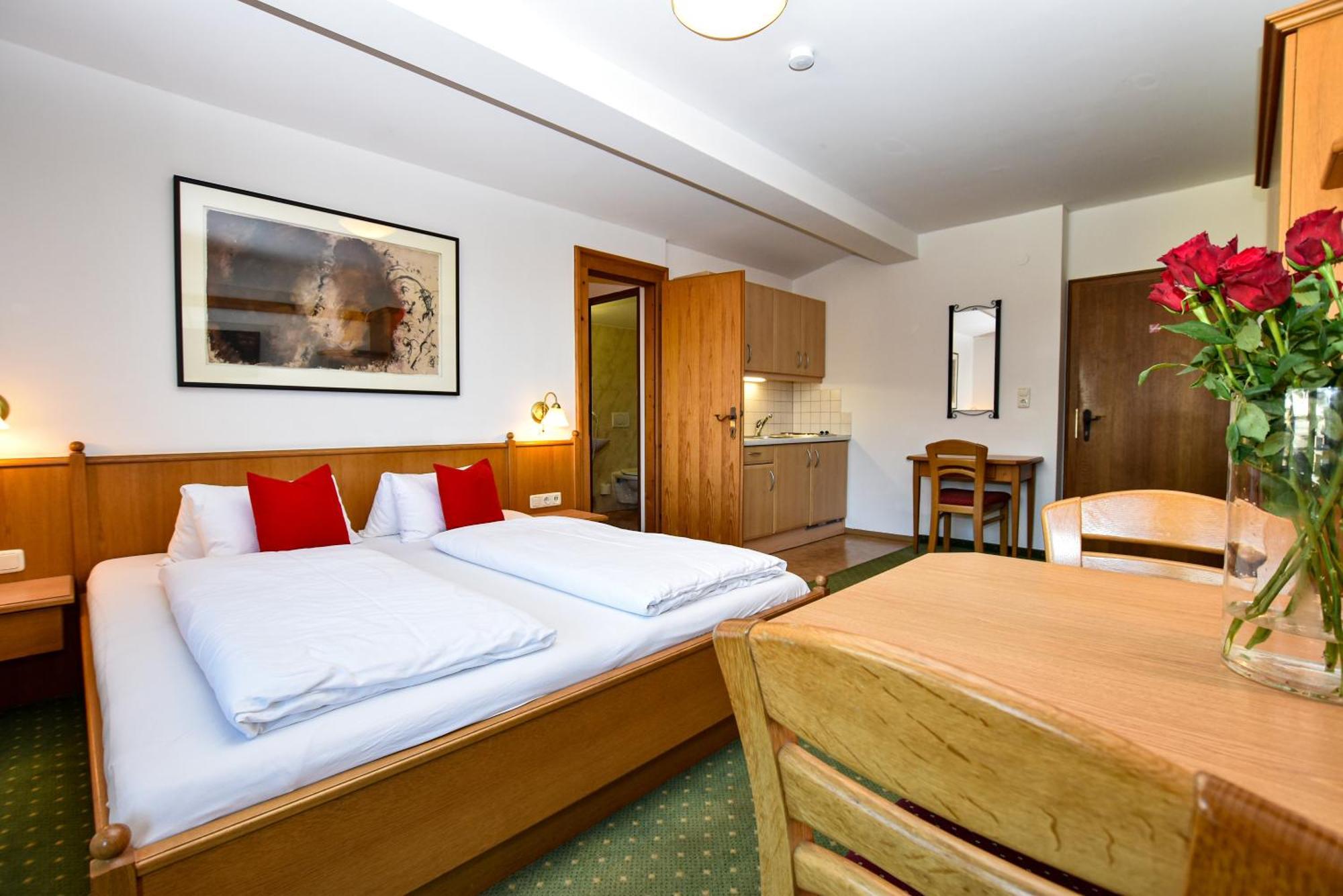 Hotel-Garni Austria Вестендорф Экстерьер фото